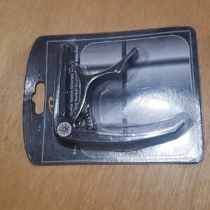 RP Single Handed Quick Change Capo nwot